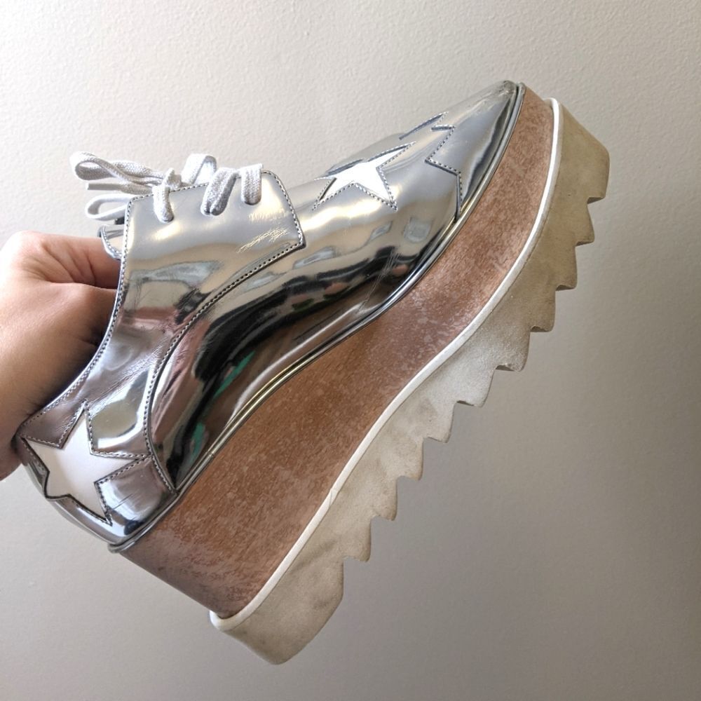 STELLA McCartney Elyse platform star shoes silver white wood